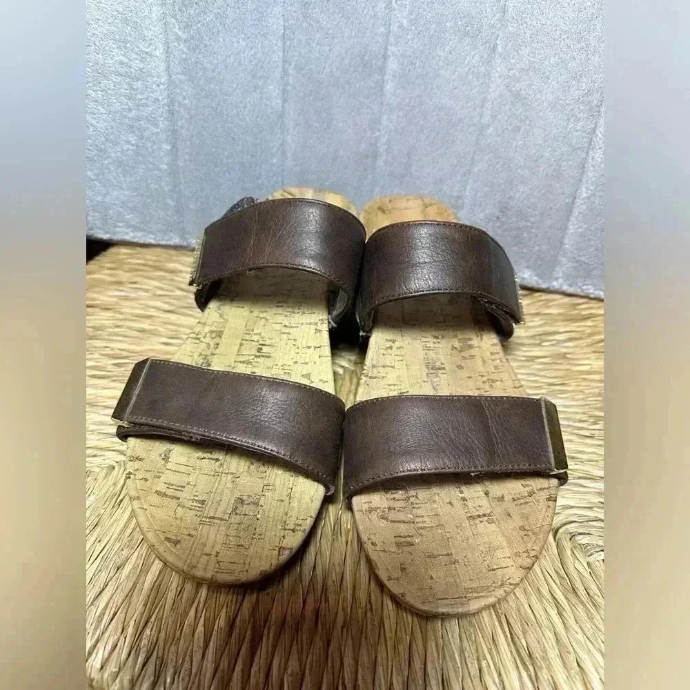 Vionic pepper slides